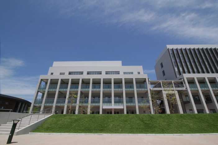センター４号館開所式 内覧会を挙行 トピックス 九州大学 Kyushu University