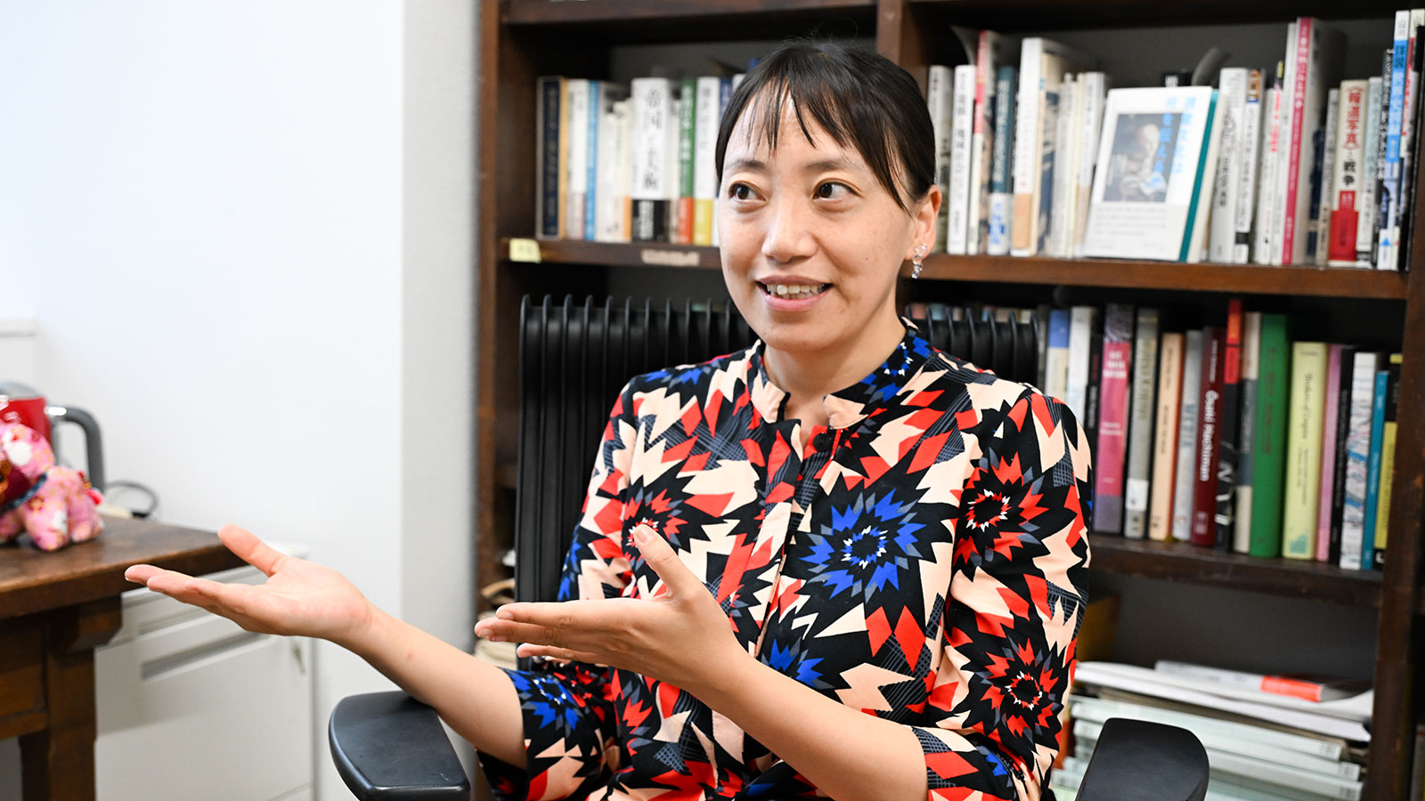 地図から覆い隠された都市の歴史を読み取る