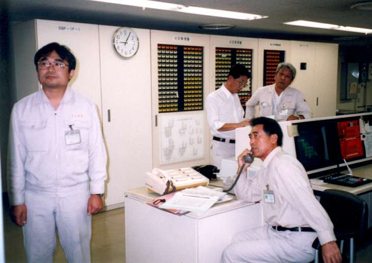 �a�@���̊e�����ƘA�������C�󋵂��m�F����E��