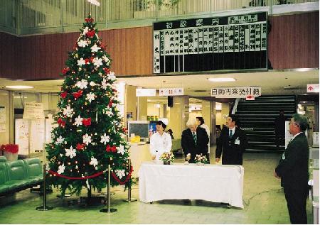 �_�����̖͗l�B�����璆��a�@���C����Ō암���C
�J�����������y�сu�b���c�v�̊֌˗������B