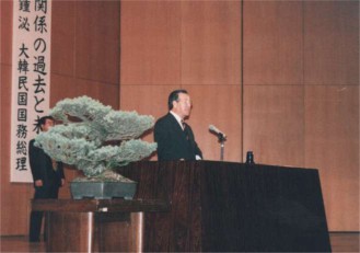 �������u�����i